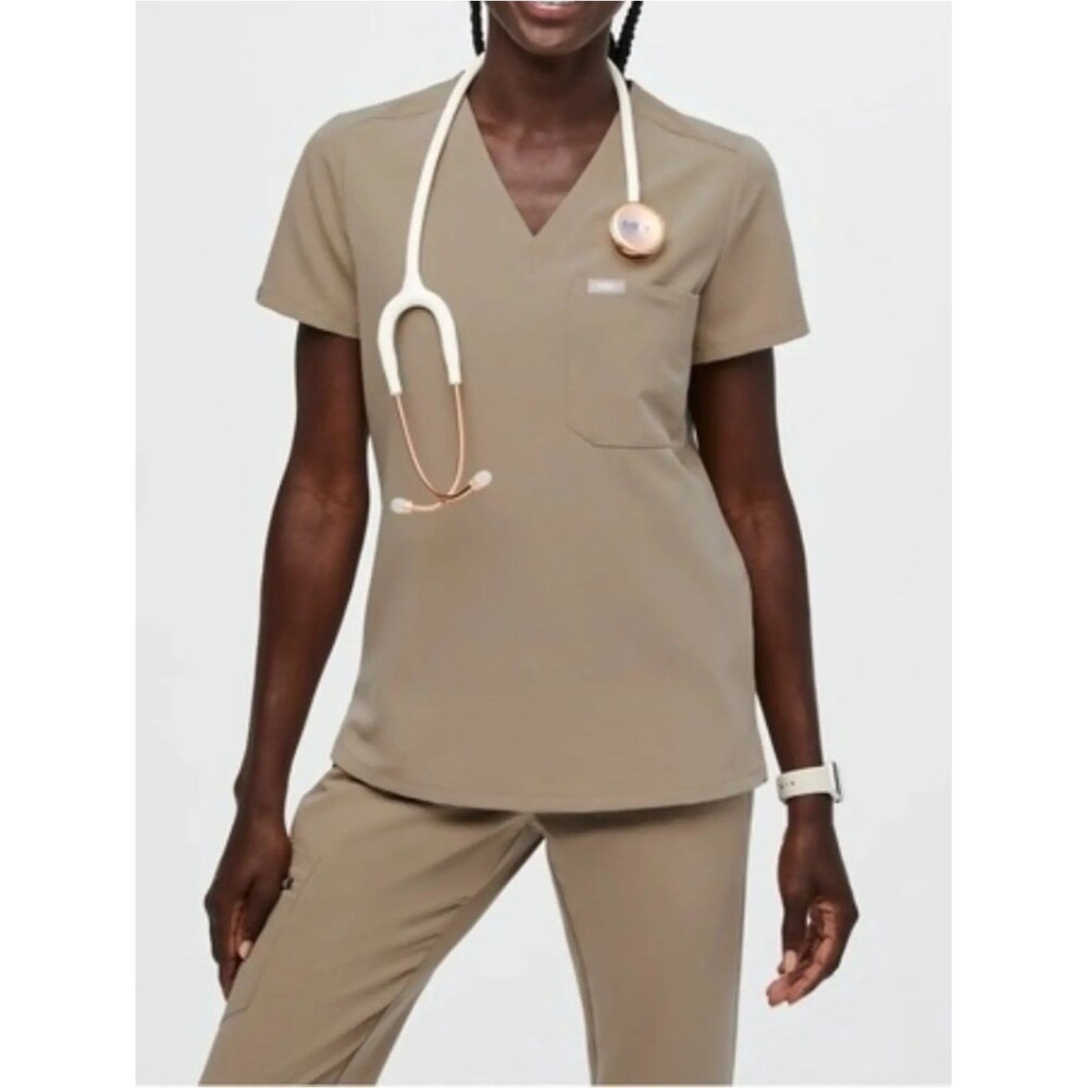 Figs Catarina One-Pocket Scrub Top in Latte Limited Edition Womens Large PO3083